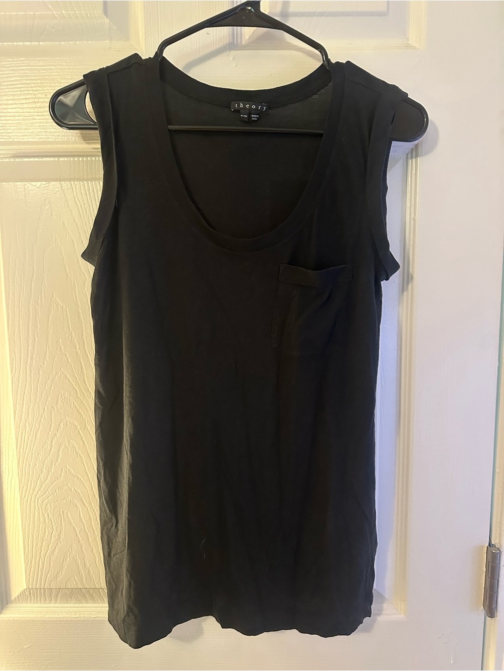 Theory Black 100% Pima Cotton Scoop Neck Pocket Cuffed  Sleeve Tank